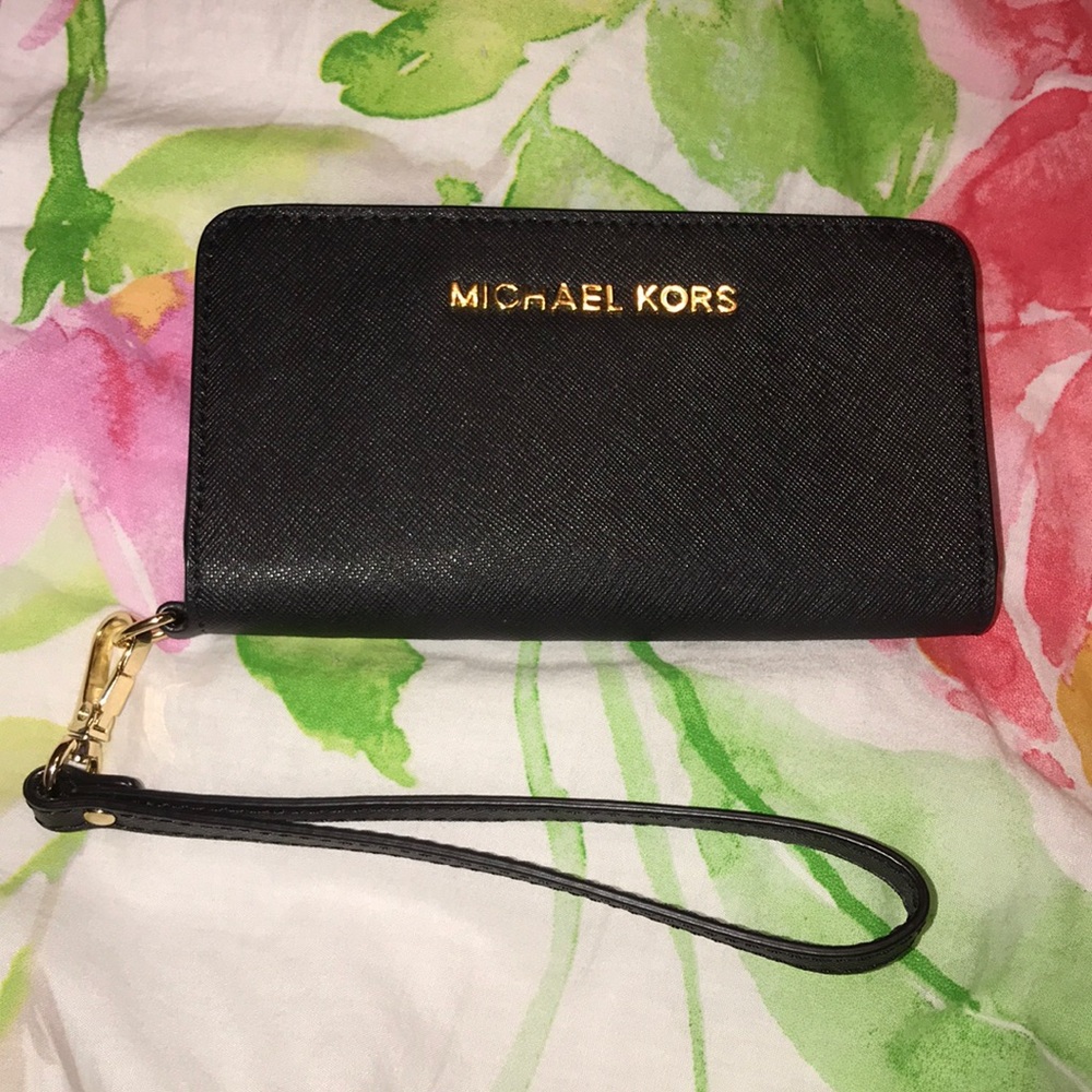 MK WRISTLET